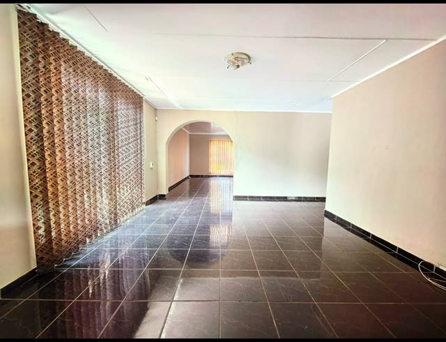 4 BEDROOM HOUSE TO LET IN SASOLBURG EXT 15